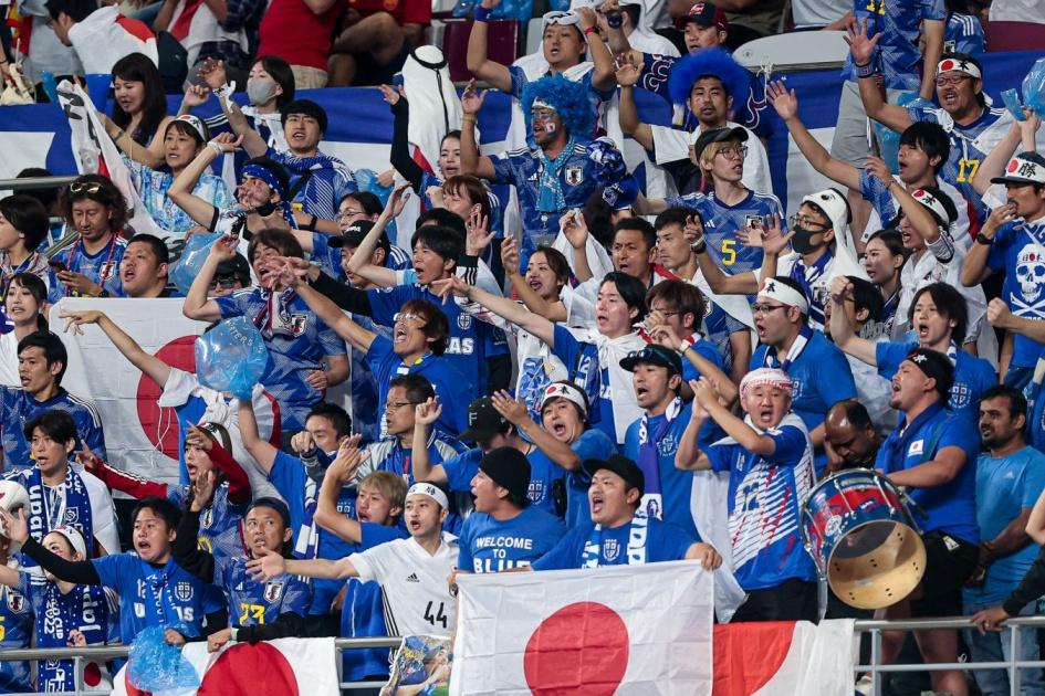แฟนบอลญี่ปุ่นเผยเหตุทำความสะอาดสนามหลังแมตช์ ฟุตบอลโลก 2026